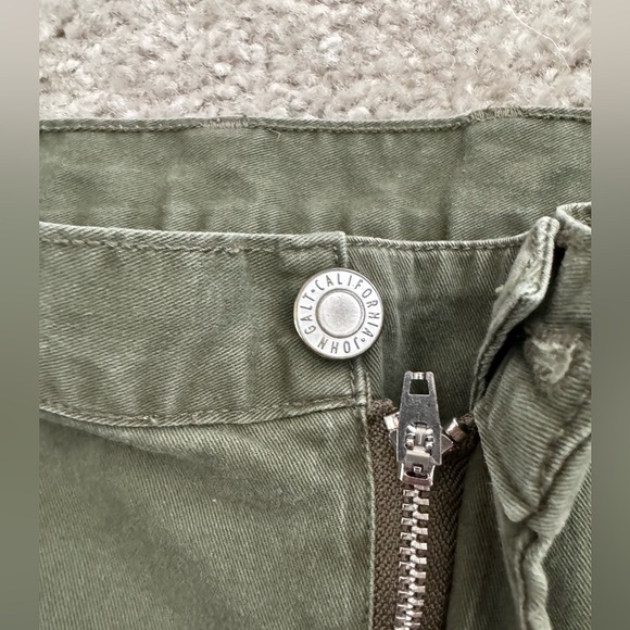 John Galt Brandy Melville Green Cargo Pants - Picture 4 of 4